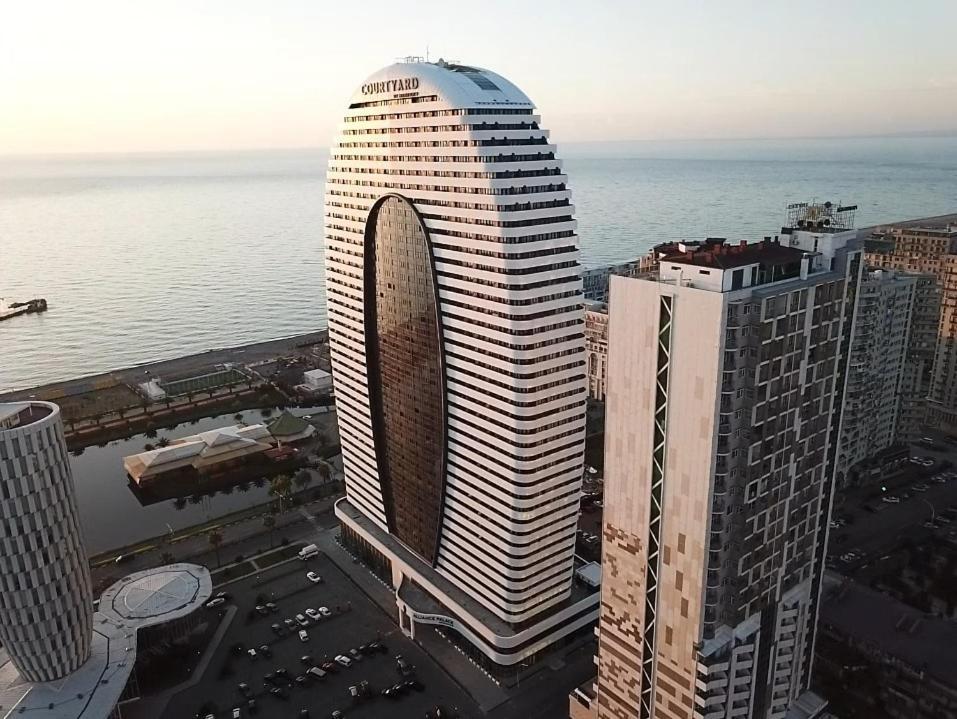 Alliance Palace Sea View Apartment Batumi Exterior foto