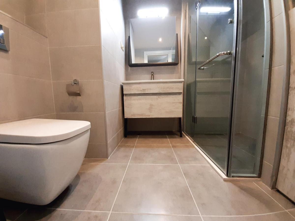 Alliance Palace Sea View Apartment Batumi Exterior foto